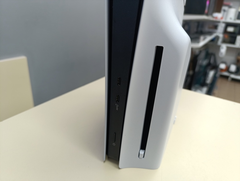 Игровая приставка PlayStation 5 Slim 1TB (С дисководом)