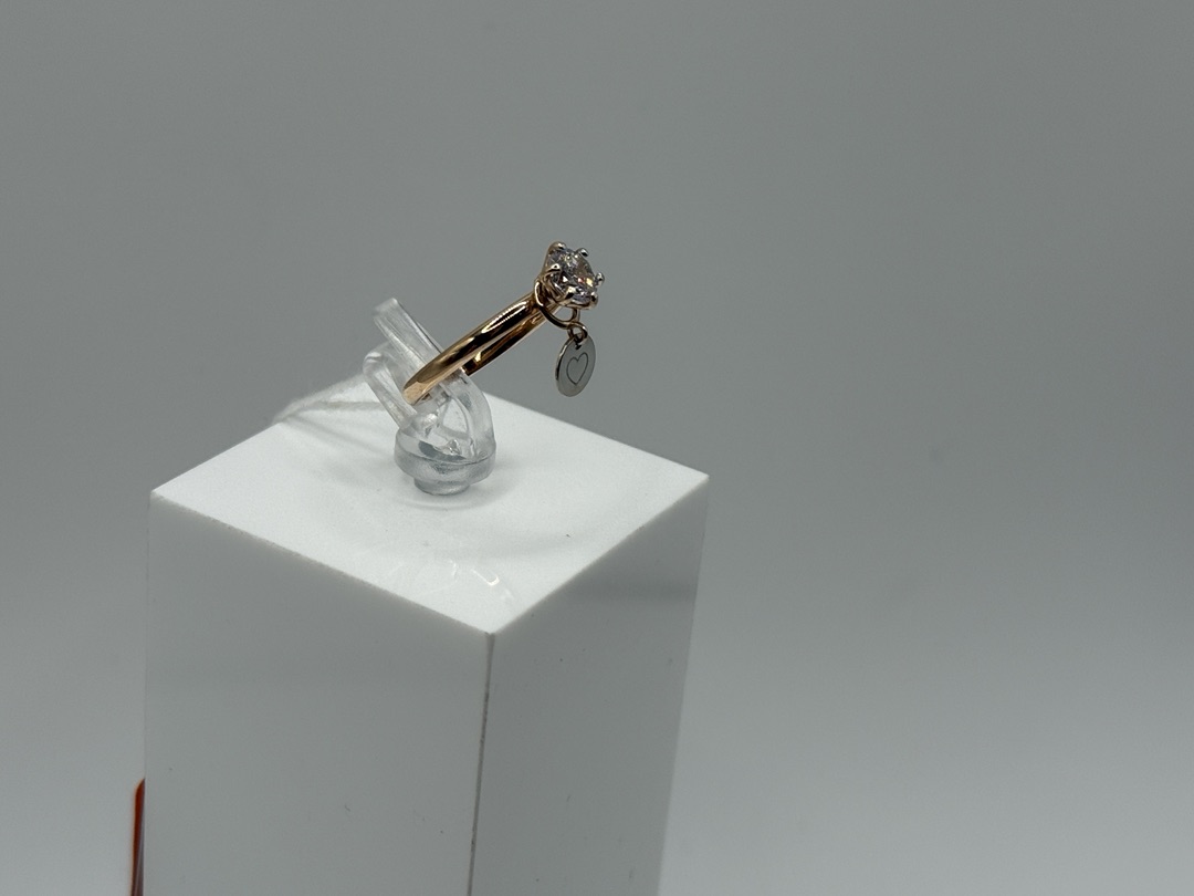 КОЛКМ585 КОЛЬЦО С КАМНЕМ (Au 585)