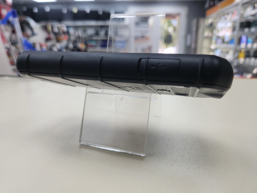 Смартфон CAT B26