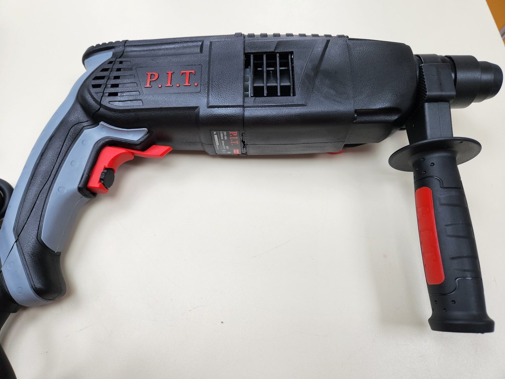 Перфоратор P.I.T. PBH24-C