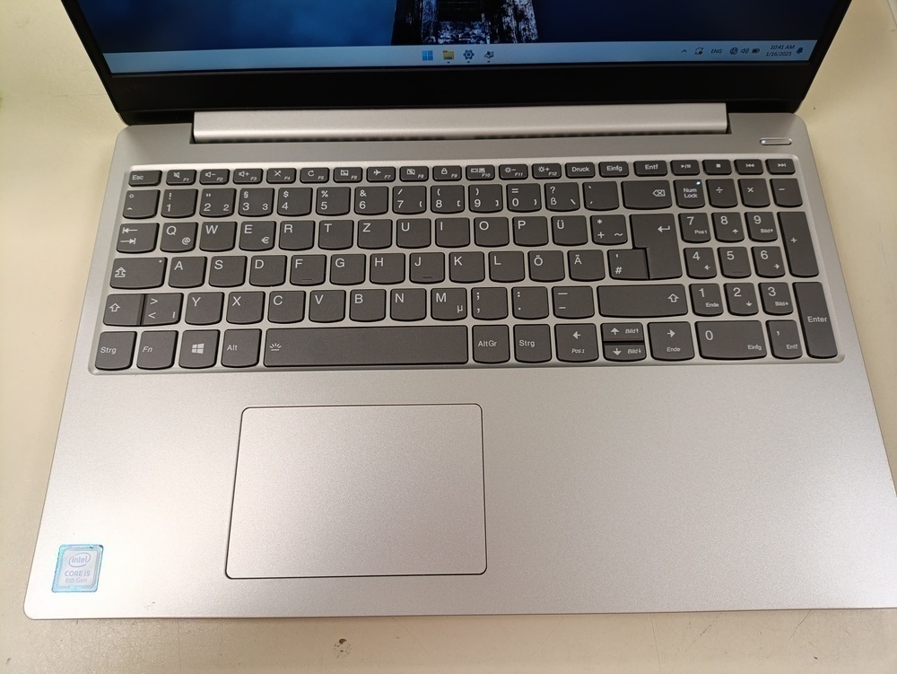Ноутбук Lenovo 81GC 330S-15IKB GTX 1050; Core i5-8250U, GeForce GTX 1050 4GB, 4 Гб, 256 Гб, Нет