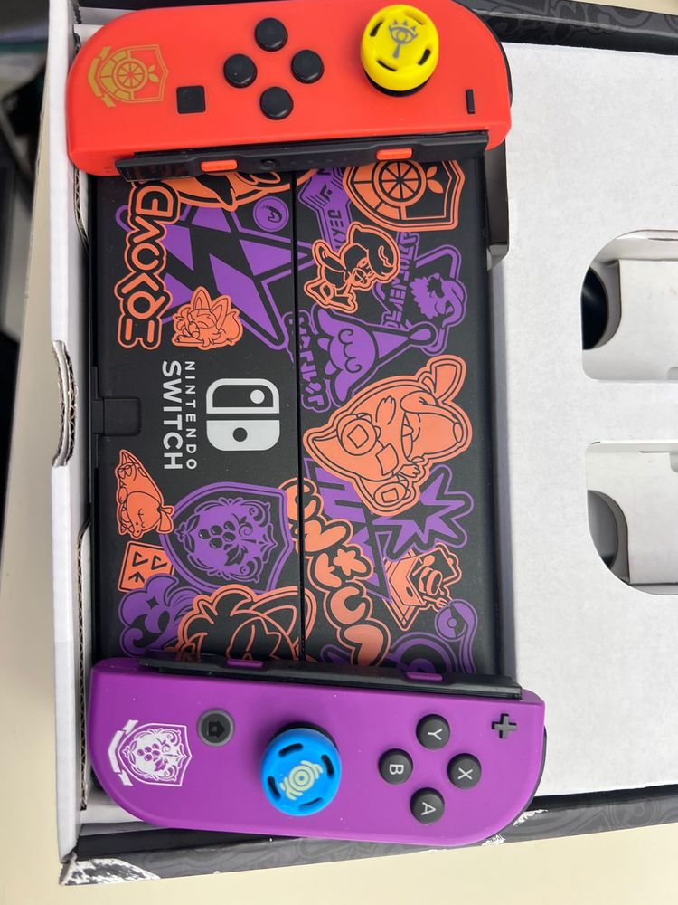 Игровая приставка Nintendo Switch Oled
