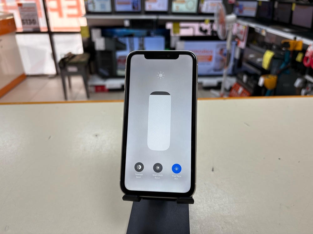 Смартфон Apple iPhone 11 128Gb