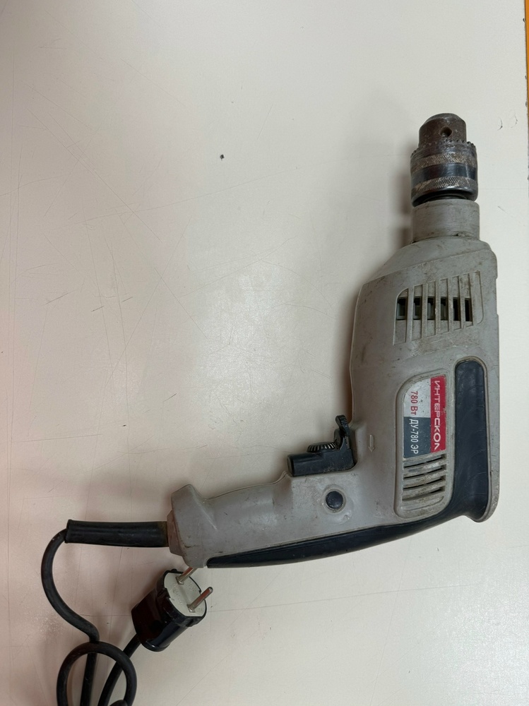 Дрель-ударная Интерскол ДУ-780 ЭР;