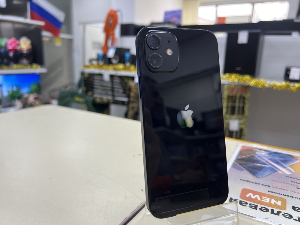 Смартфон Apple iPhone 12 64Gb