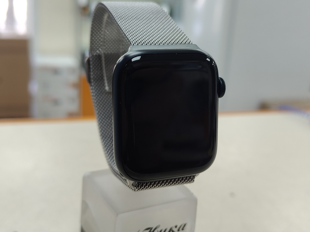 Смарт-часы Apple Watch SE 2022 44mm