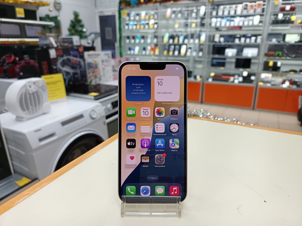 Смартфон Apple iPhone 13 128Gb