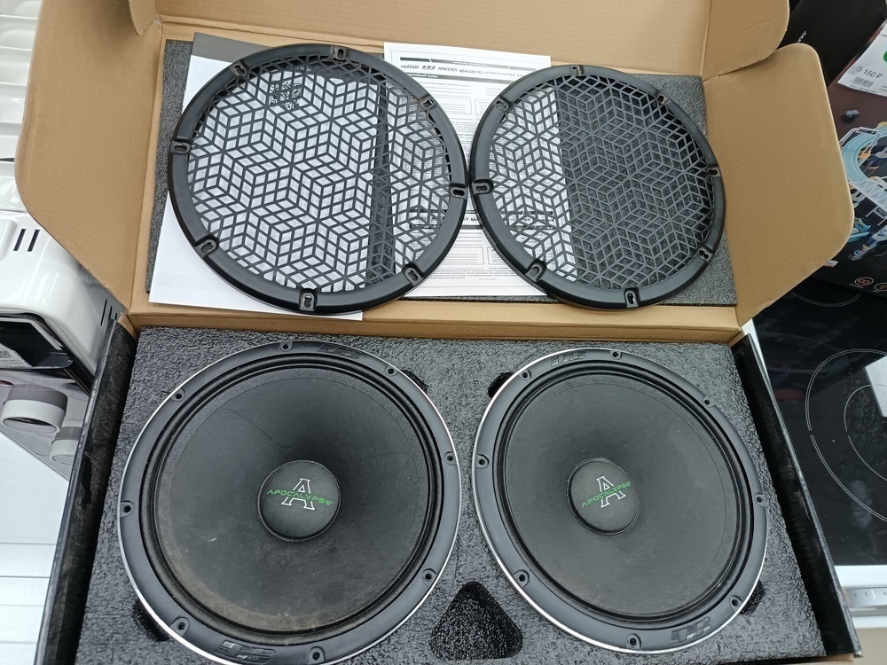 Автоакустика передняя Apocalypse AP-M81C