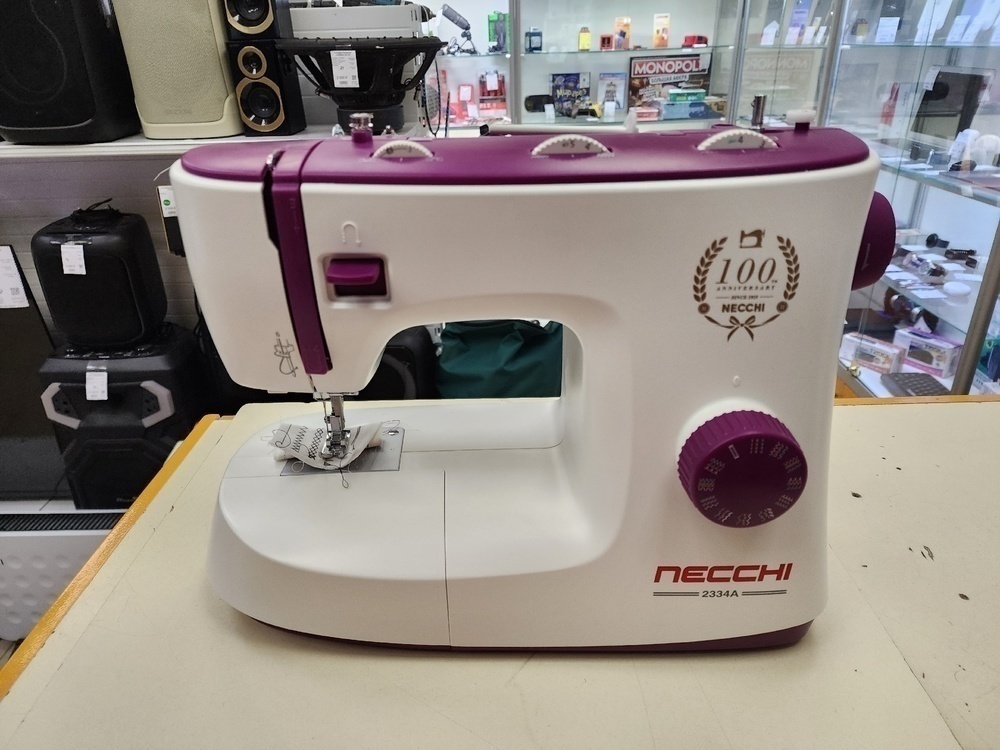 Швейная машина Necchi 2334A