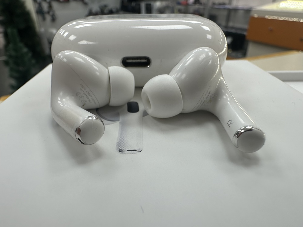 Наушники беспроводные Apple AirPods Pro 2 Case USB-C