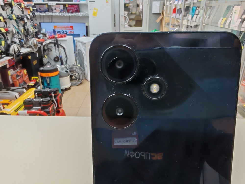 Смартфон Infinix HOT 30i 4/64