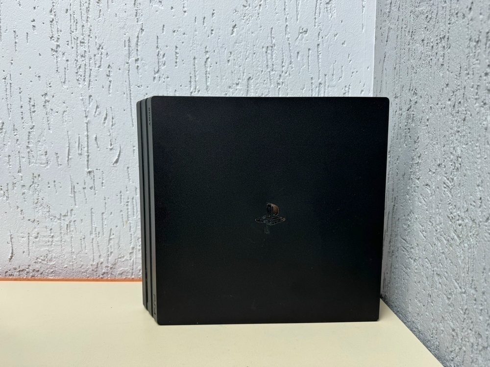 Игровая приставка PlayStation 4 Pro 1Tb