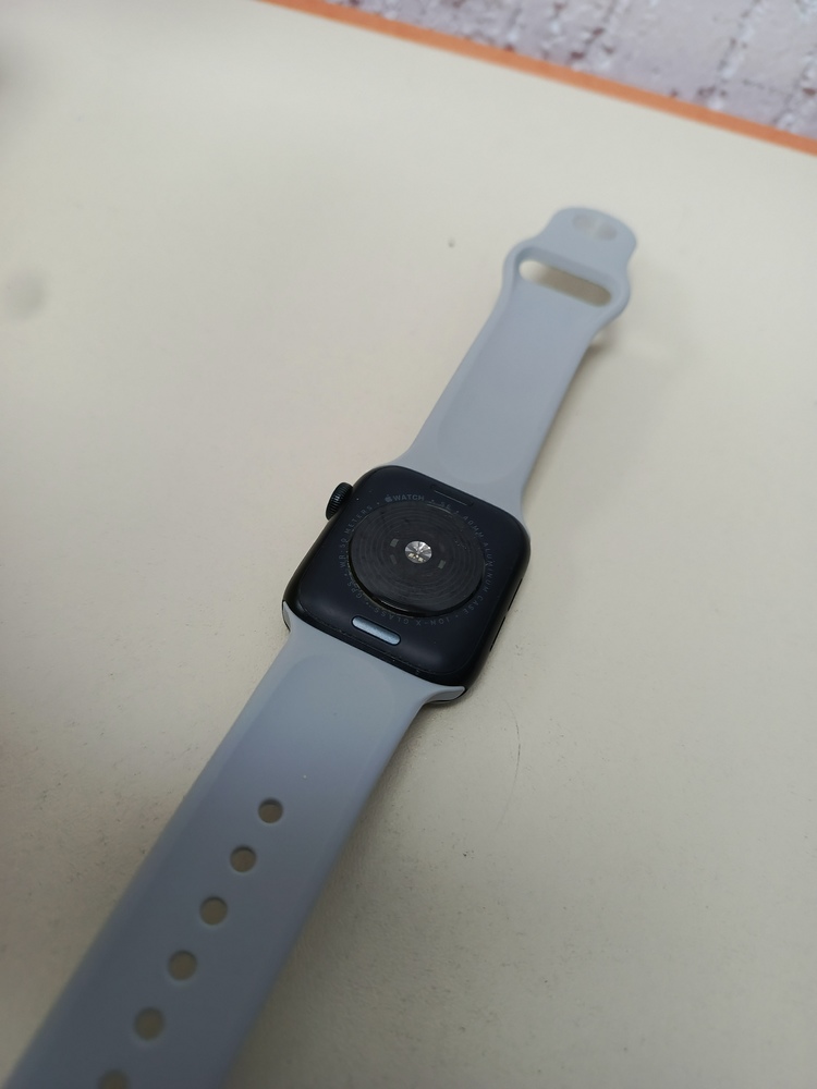 Смарт-часы Apple Watch SE 2022 40mm