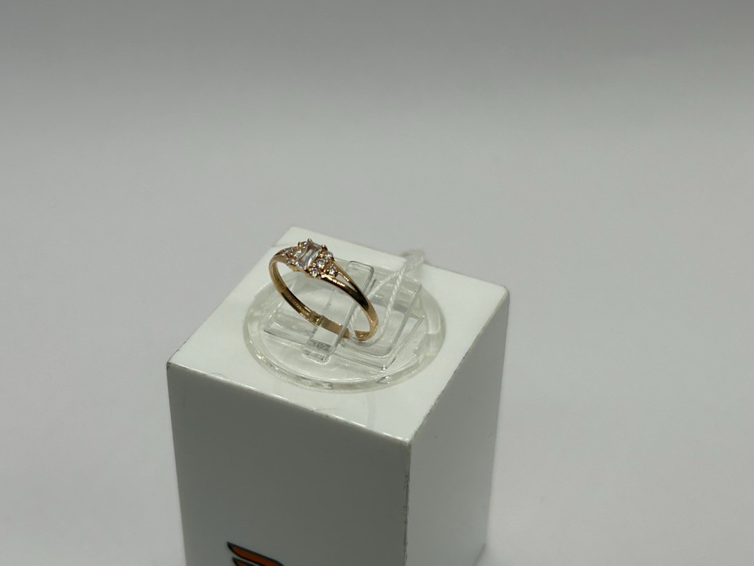 КОЛКМИ585 КОЛЬЦО С КАМНЯМИ (Au 585)