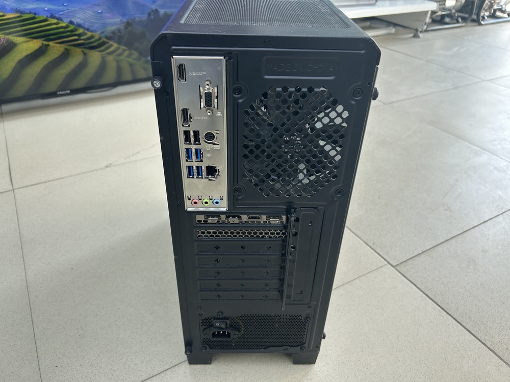Системный блок Noname noname; I5-13400F, Geforce RTX 4060, 32 Гб, 1 Tb, Нет