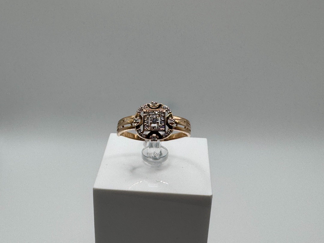 КОЛКМИ585 КОЛЬЦО С КАМНЯМИ (Au 585)