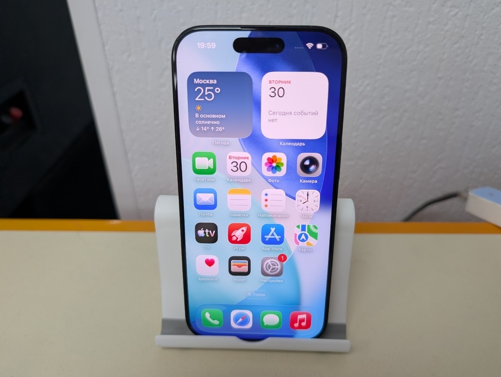 Смартфон Apple Iphone 16 Pro 128Gb