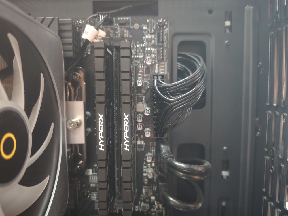 Системный блок Noname; Core I5-12400F, Radeon RX 6650 XT, 16 Гб, 500 Гб, Нет