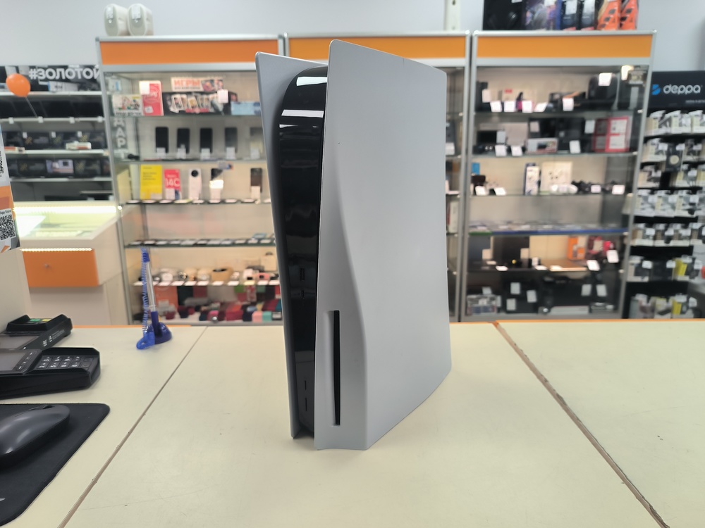 Игровая приставка PlayStation 5 825Gb (С дисководом)