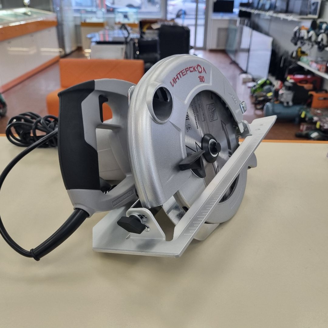 Дисковая пила Интерскол ДП-190/1600М