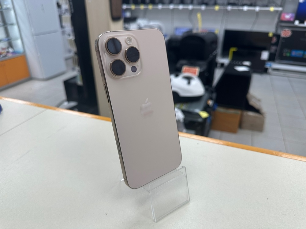 Смартфон Apple Iphone 16 Pro 256Gb