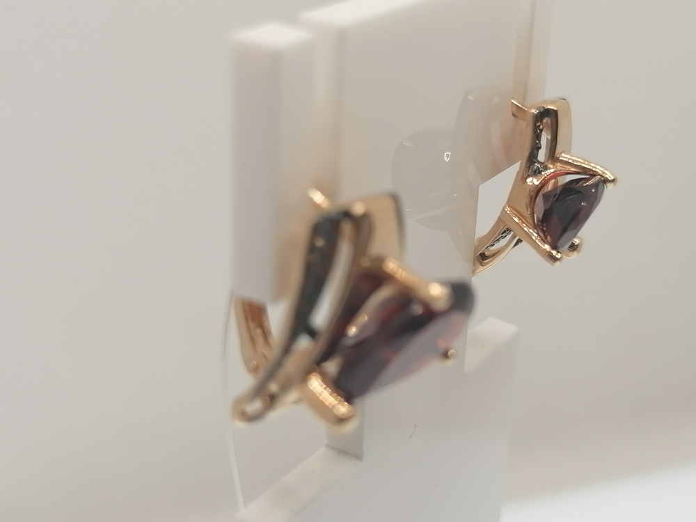 СЕРЬГИ ГРАНАТ с камнем (Au 585)