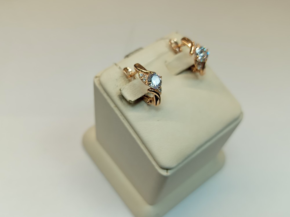 СЕРЬГИ С КАМНЯМИ (Au 585)