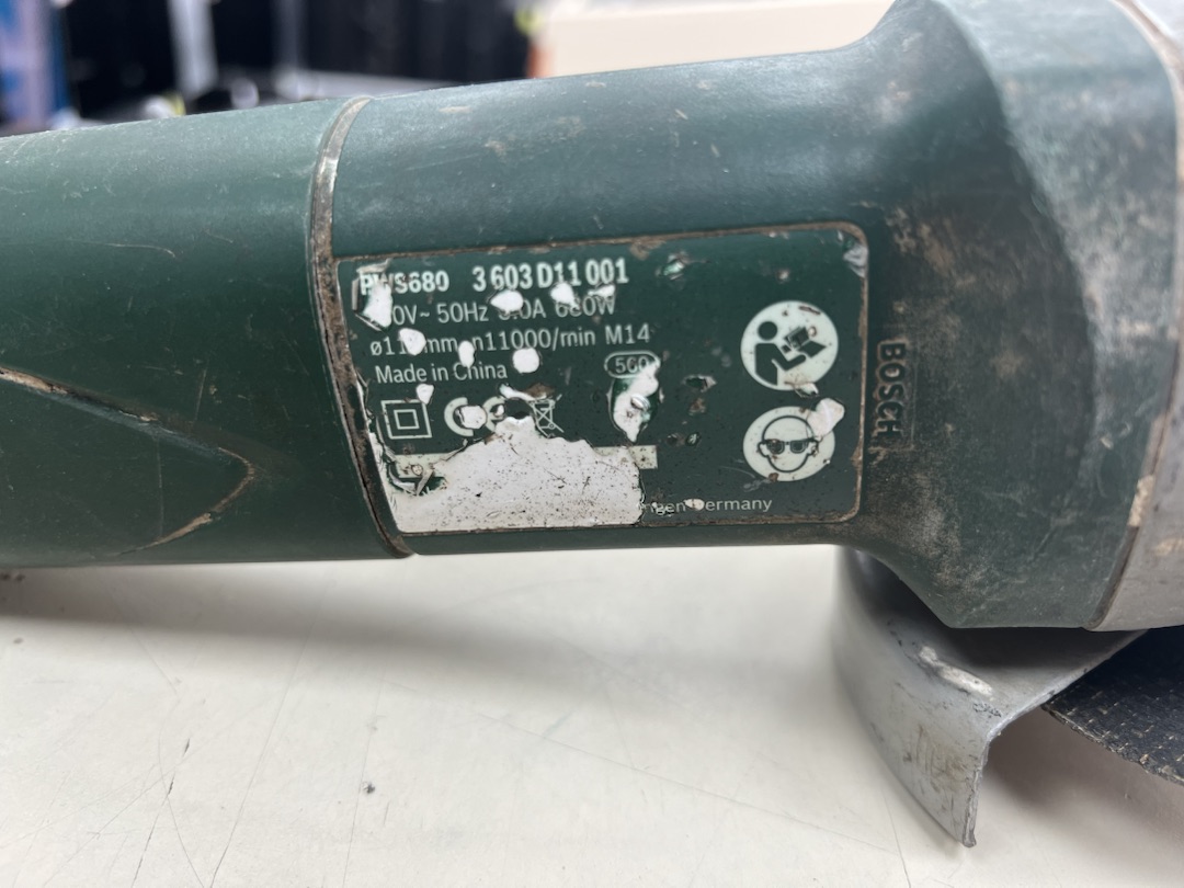 Угловая шлифмашина Bosch PWS 608