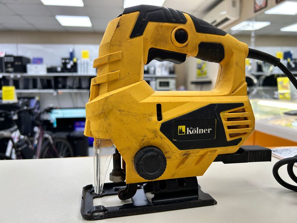 Лобзик Kolner KJS 900VC