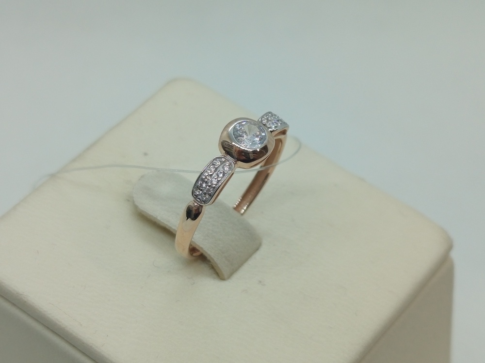 КОЛЬЦО С КАМНЯМИ (Au 585)