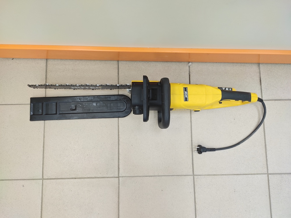 Электропила HUTER ELS 2/40L