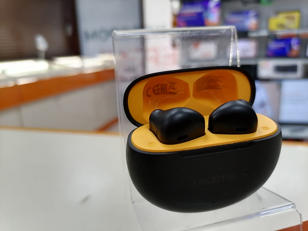 Наушники беспроводные REALME Buds t100