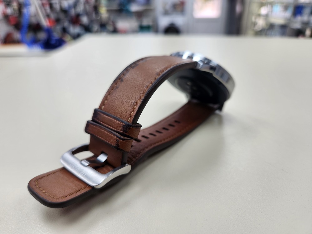 Смарт-часы Honor Magic Watch 2