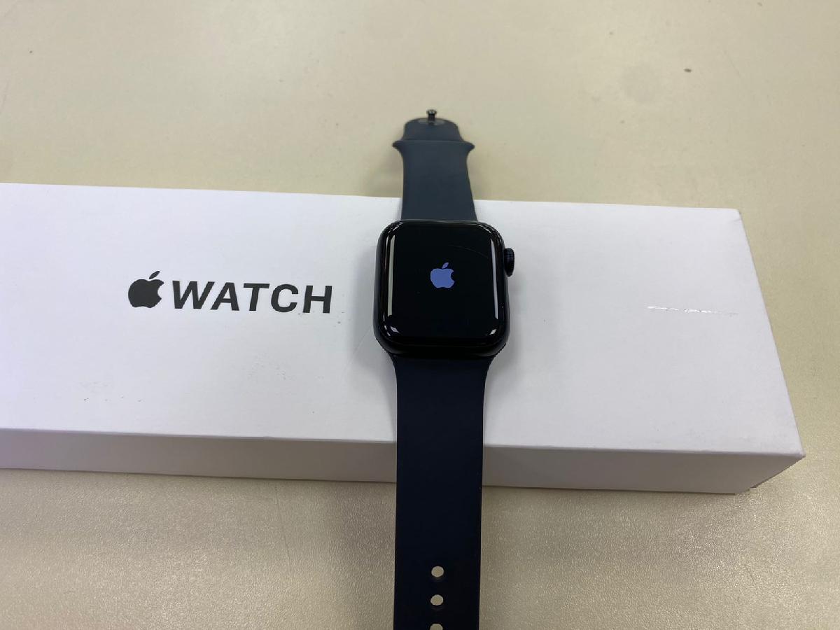 Смарт-часы Apple Watch SE 40mm