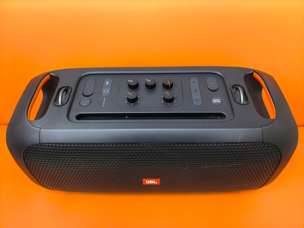 Портативная акустика JBL Partybox on the go