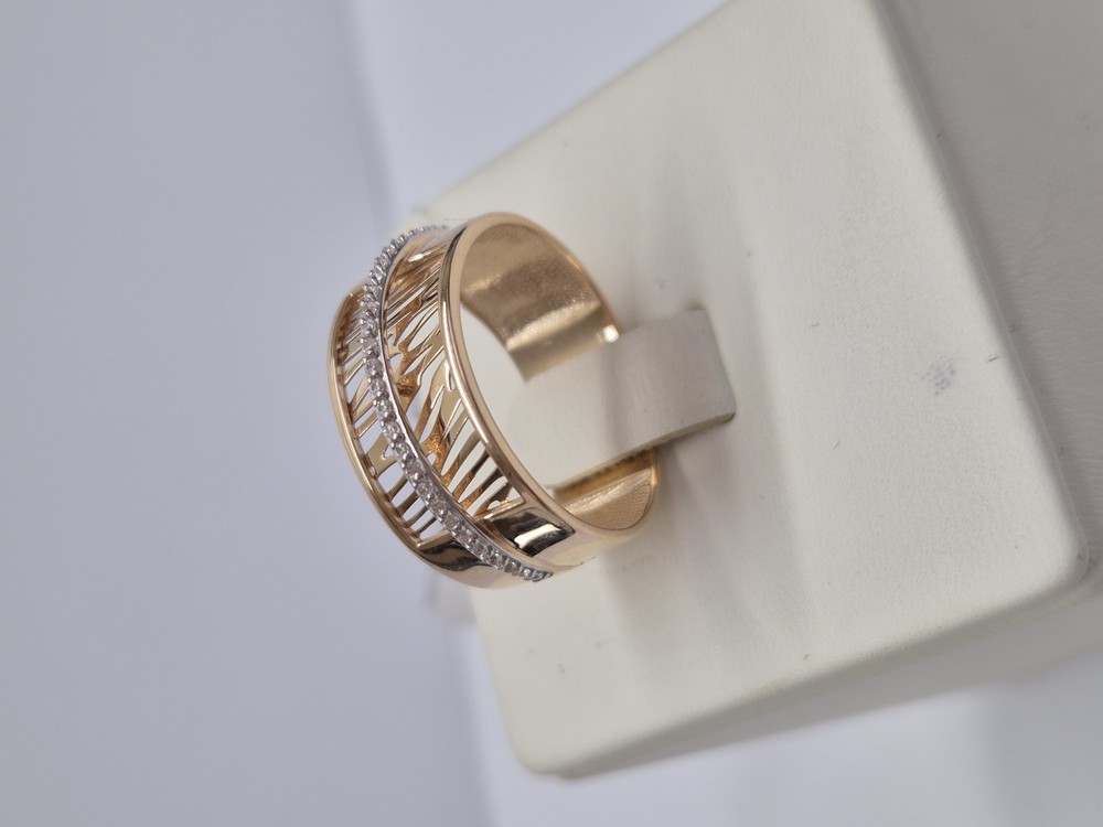 КОЛЬЦО С КАМНЯМИ (Au 585)