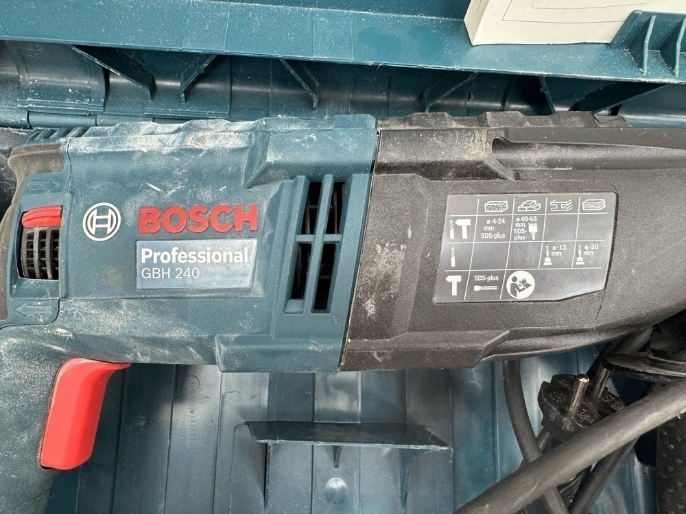 Перфоратор Bosch GBH 240