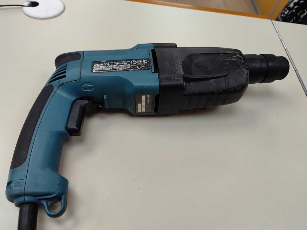 Перфоратор Makita HR-2450