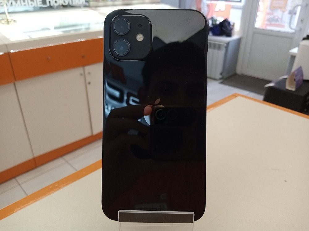 Смартфон Apple iPhone 12 64Gb