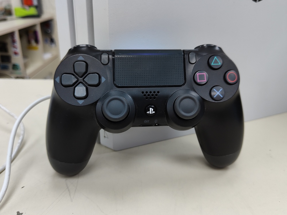 Игровая приставка PlayStation 4 Pro 1Tb
