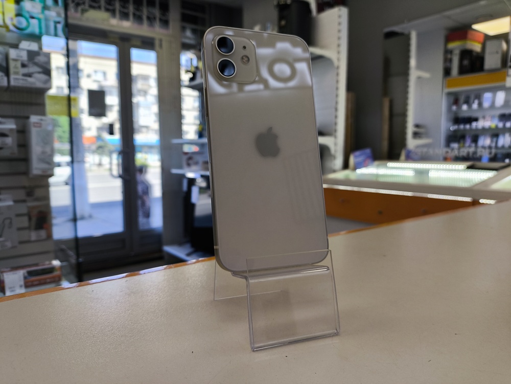 Смартфон Apple iPhone 12 256Gb