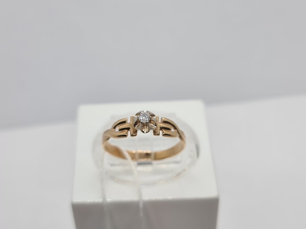 КОЛКМ585 КОЛЬЦО С КАМНЕМ (Au 585)