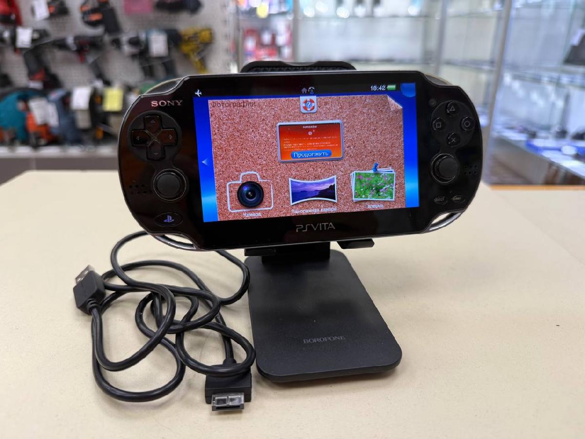 Игровая приставка  PS Vita TV