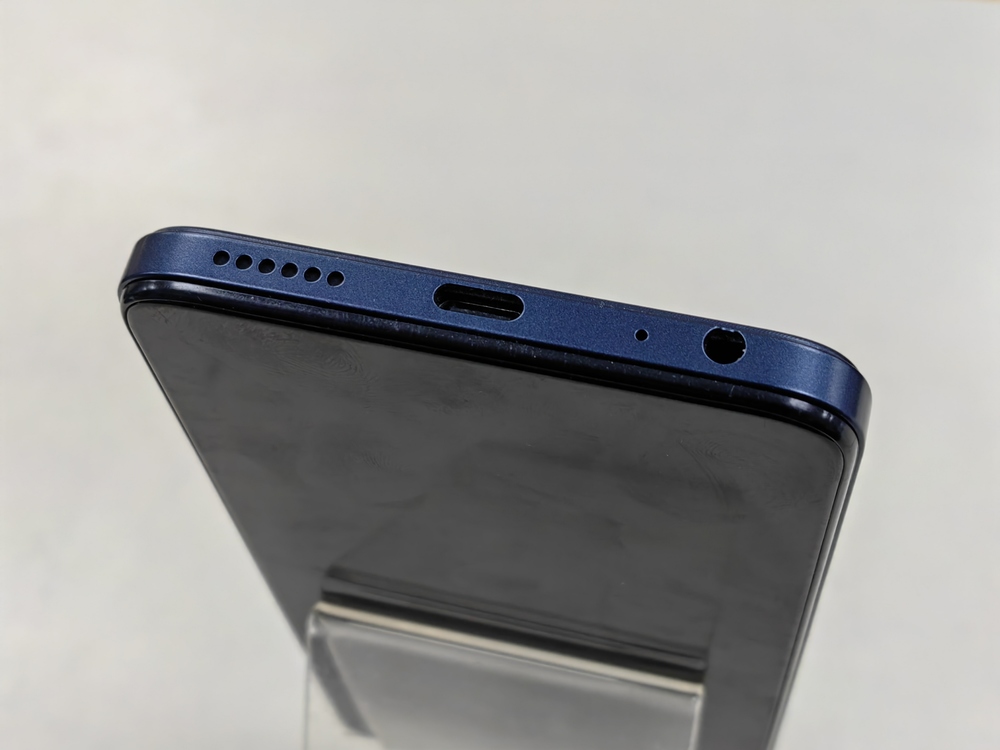 Смартфон Tecno Spark Go 2023 3/64