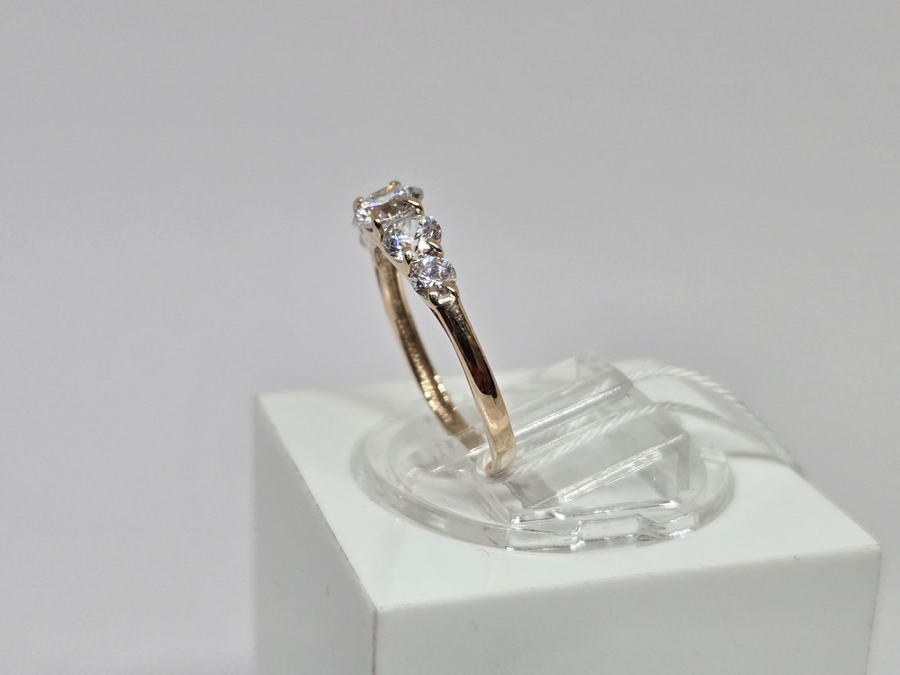 КОЛКМИ585 КОЛЬЦО С КАМНЯМИ (Au 585)