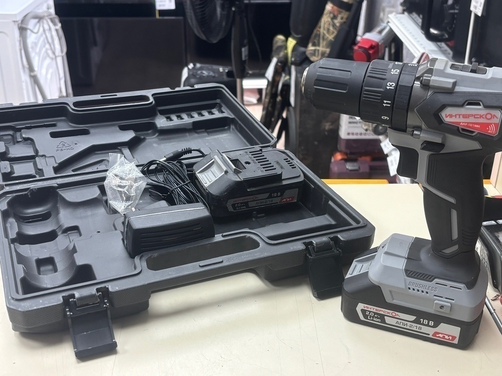Шуруповерт Интерскол ДАУ-13/18BK
