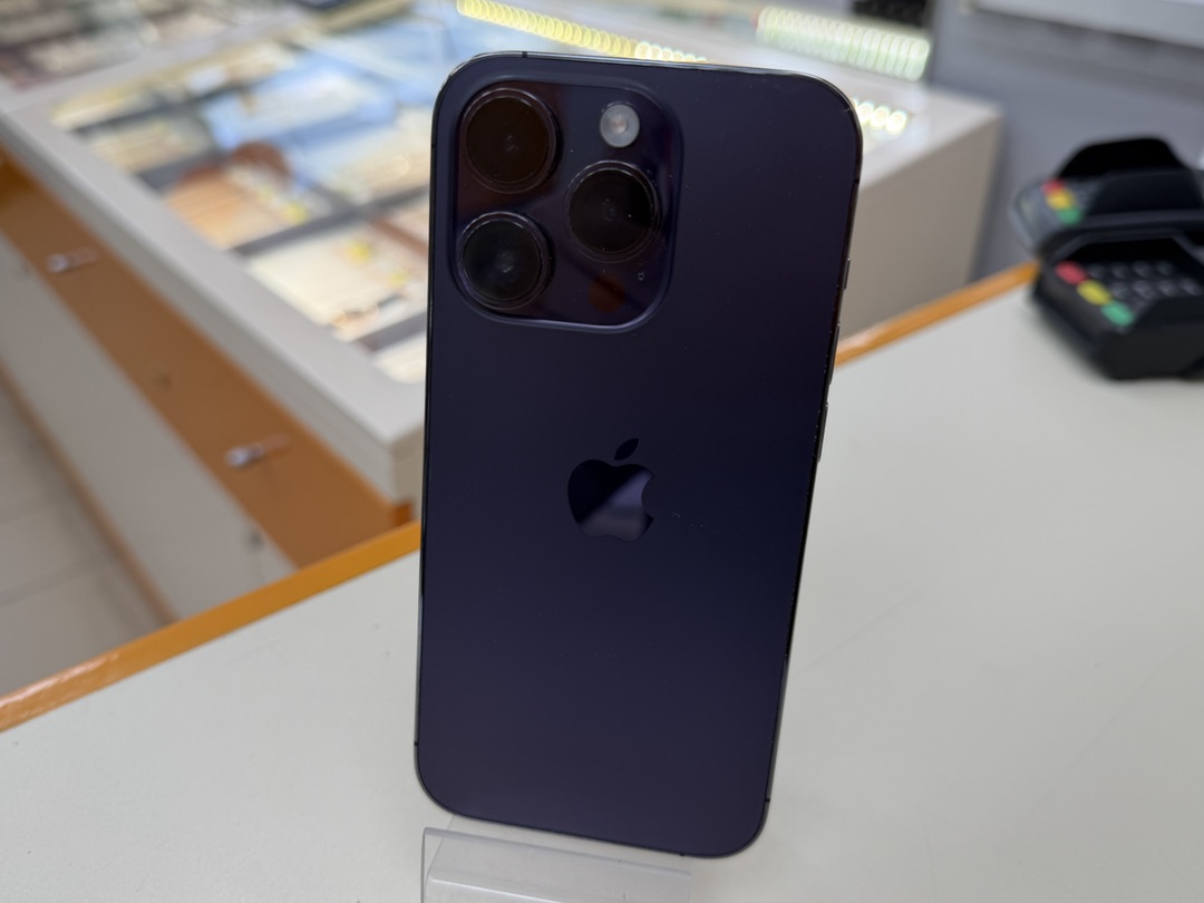 Смартфон Apple Iphone 14 Pro 128Gb
