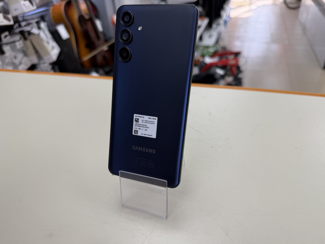Смартфон Samsung Galaxy M55 8/128