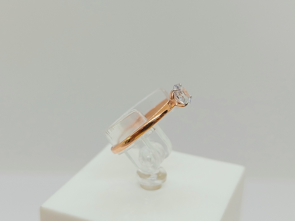 КОЛЬЦО С КАМНЕМ (Au 585)