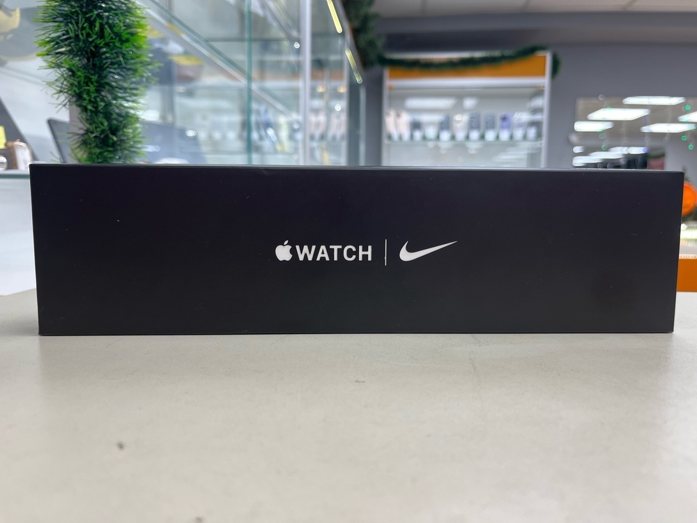 Смарт-часы Apple Watch Series 7 41mm